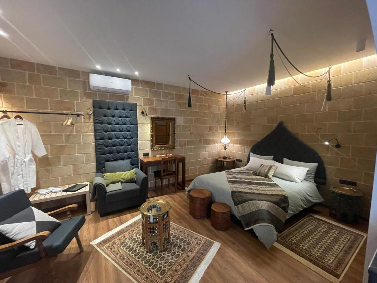 Utopia Luxury - Old Town