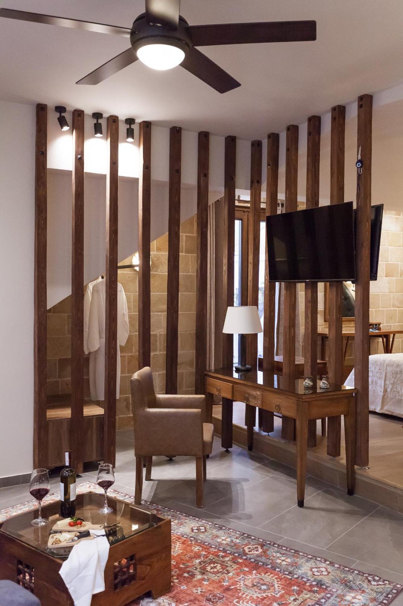 Utopia Luxury - Old Town
