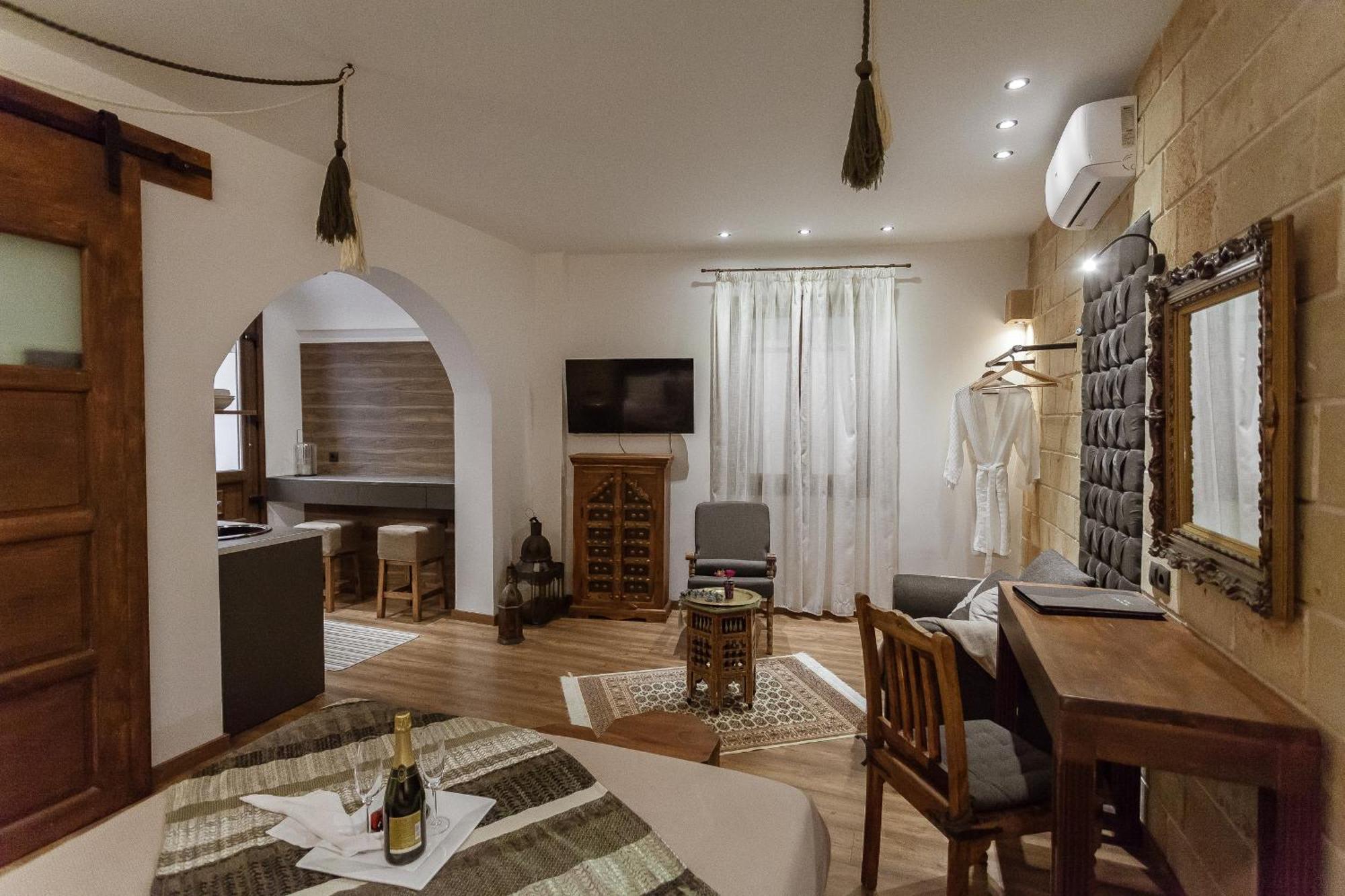 Utopia Luxury - Old Town Rhodes City